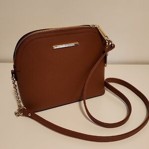 Steve Madden Tan Crossbody Bag with Gold Accents
